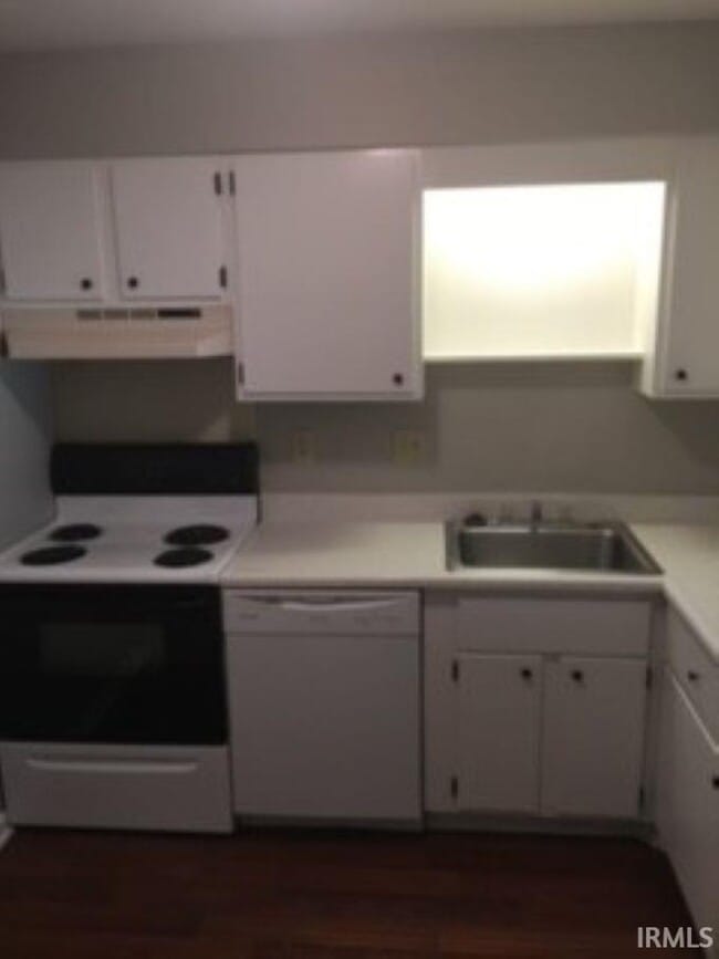 Building Photo - 1605 S Dorchester Dr