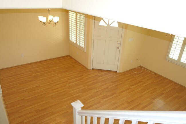 Building Photo - Wonderful 3 BD/2.5 BA in Ewa Beach!!!