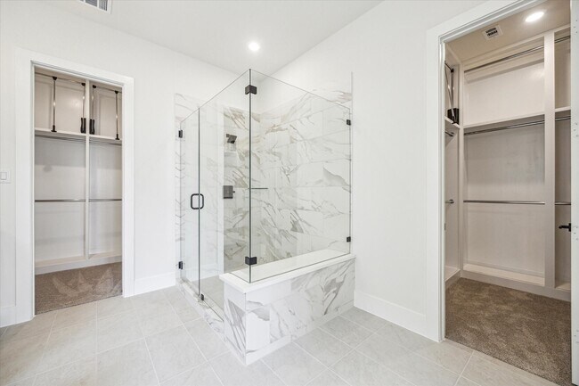 Building Photo - 14010 Vista Reserve Pl