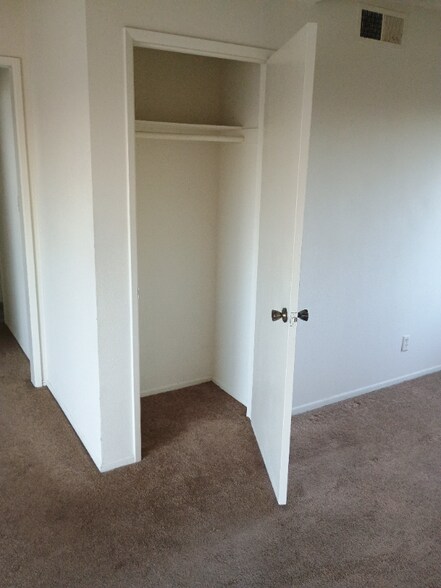 Building Photo - 27626 Violin Canyon Rd