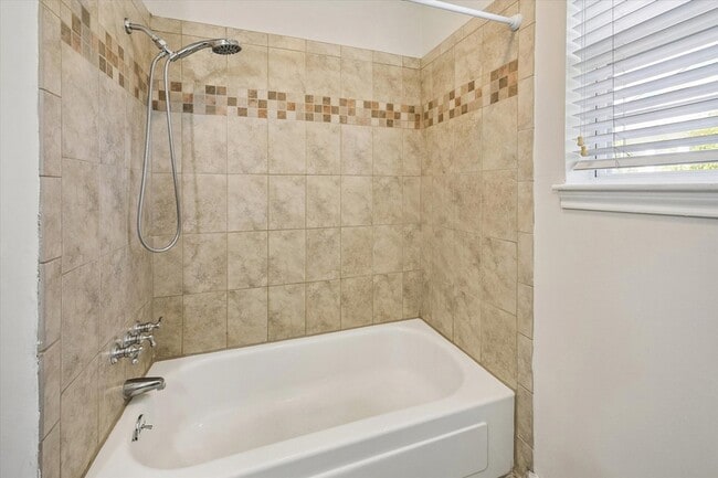 Building Photo - 5942 Portal Dr