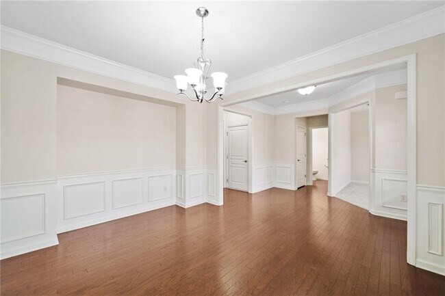 Building Photo - 522 Spring View Dr