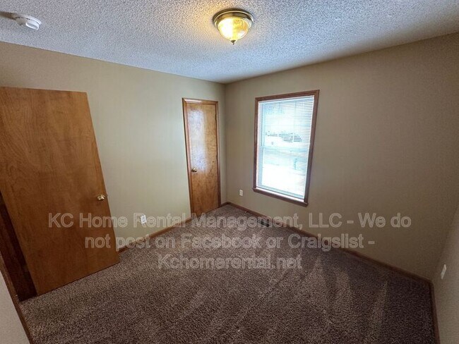 Building Photo - 7307 Rymeg Cir