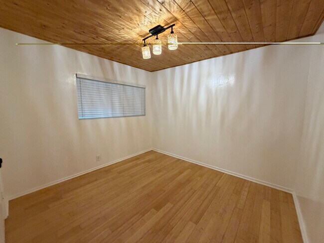 Bedroom 2 - 20 20th Ave