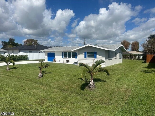 Building Photo - 723 Sabur Ct