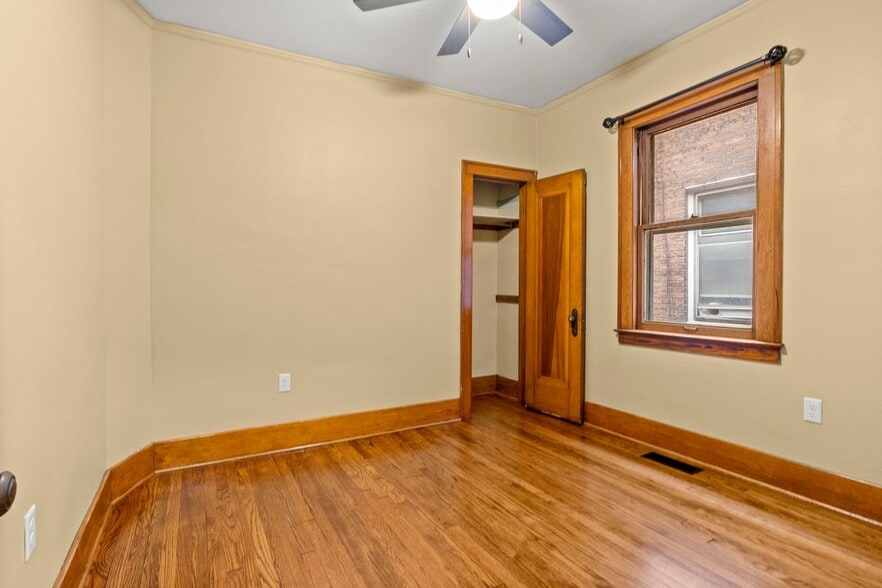 Building Photo - 4707 Larkins St
