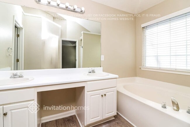 Building Photo - 1533 Milford Pl SW