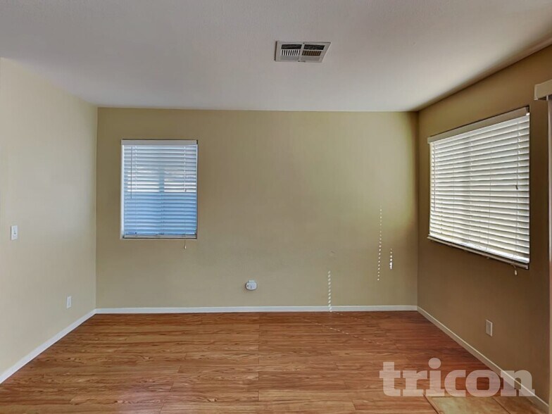 Building Photo - 2468 Color Canyon Way