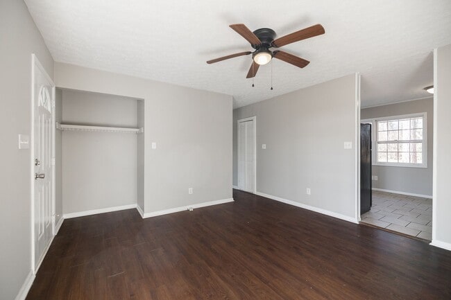 Building Photo - 6301 High Shoals Rd