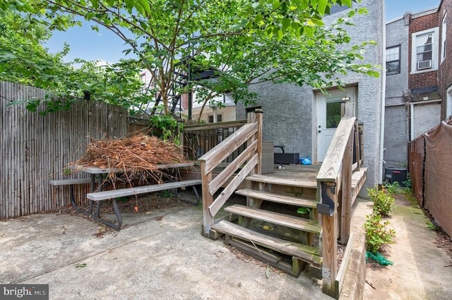Building Photo - 34 S 53rd St