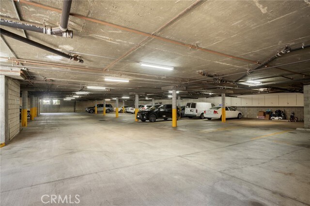 Building Photo - 540 E Angeleno Ave