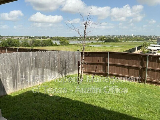 Building Photo - 3200 College Park Dr