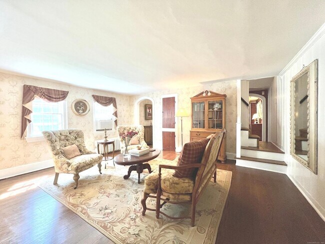 Building Photo - 301 Haviland Rd