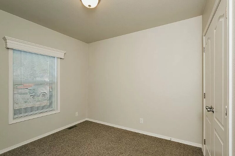 Building Photo - 589 CO-172