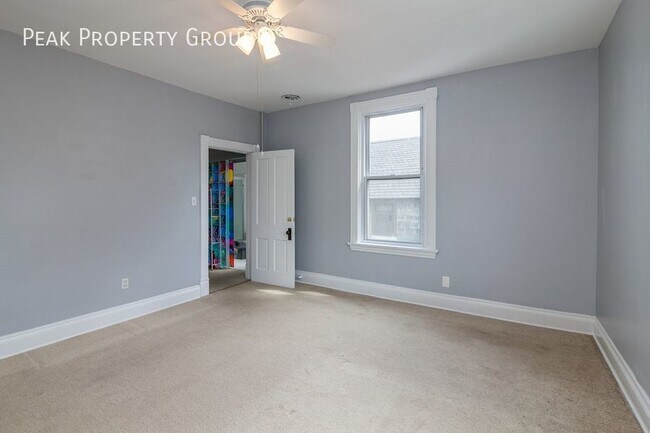 Building Photo - 2552 Vestry Ave