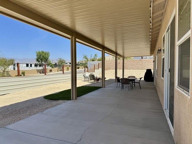 Building Photo - 13697 Mountain Top Dr