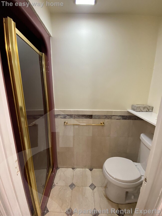 Building Photo - 309 Beacon St