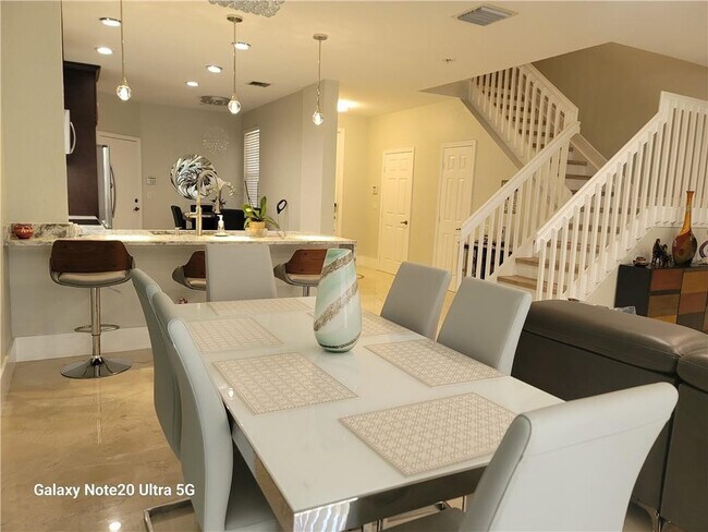 Building Photo - 9706 Darlington Pl