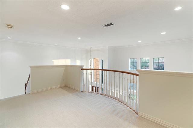 Building Photo - 707 Timber Lake Cir