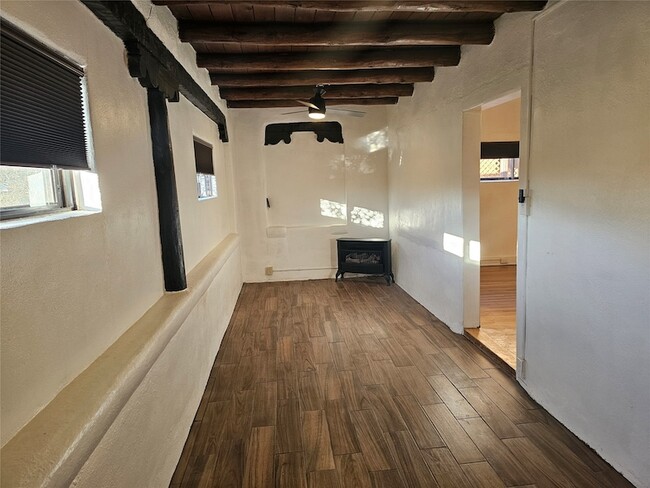 Building Photo - 811 #1 Don Diego Unit 1