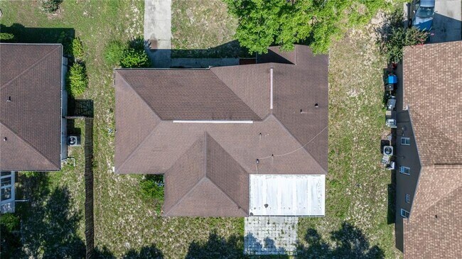 Building Photo - 15121 SW 35th Avenue Rd