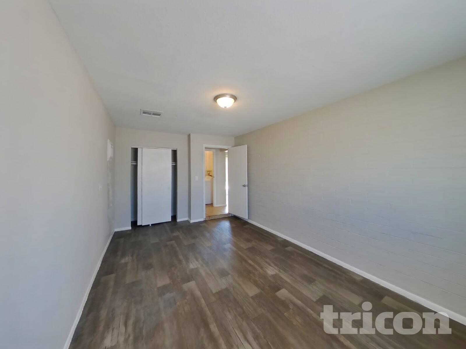 Building Photo - 459 S Johnson