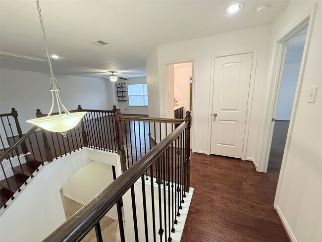 Building Photo - 30515 Woodson Trace Dr