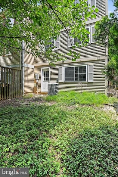 Building Photo - 1646 Barnstead Dr