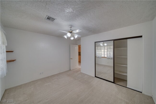 Building Photo - 3011 Pebble Beach Ave