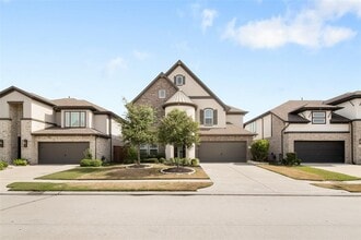 Building Photo - 18214 Sunset Elm Dr