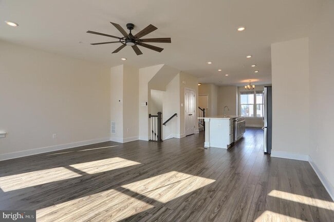 Building Photo - 1 Taube Ct