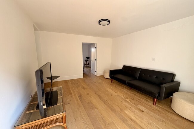 Building Photo - 3989 Beethoven St