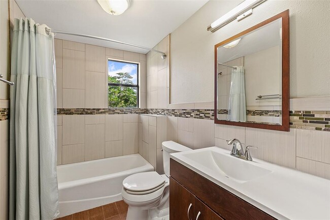 Building Photo - 4301 Stearn's Ln