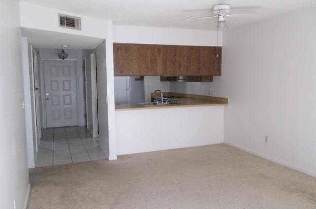 Building Photo - 114 Classic Manor Ct