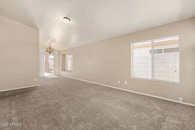 Building Photo - 5960 S Brittany Ln