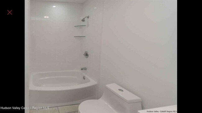 Building Photo - 33 Mary Ave