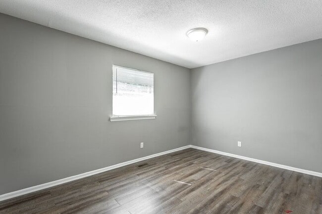 Building Photo - 1407 Mana Ln
