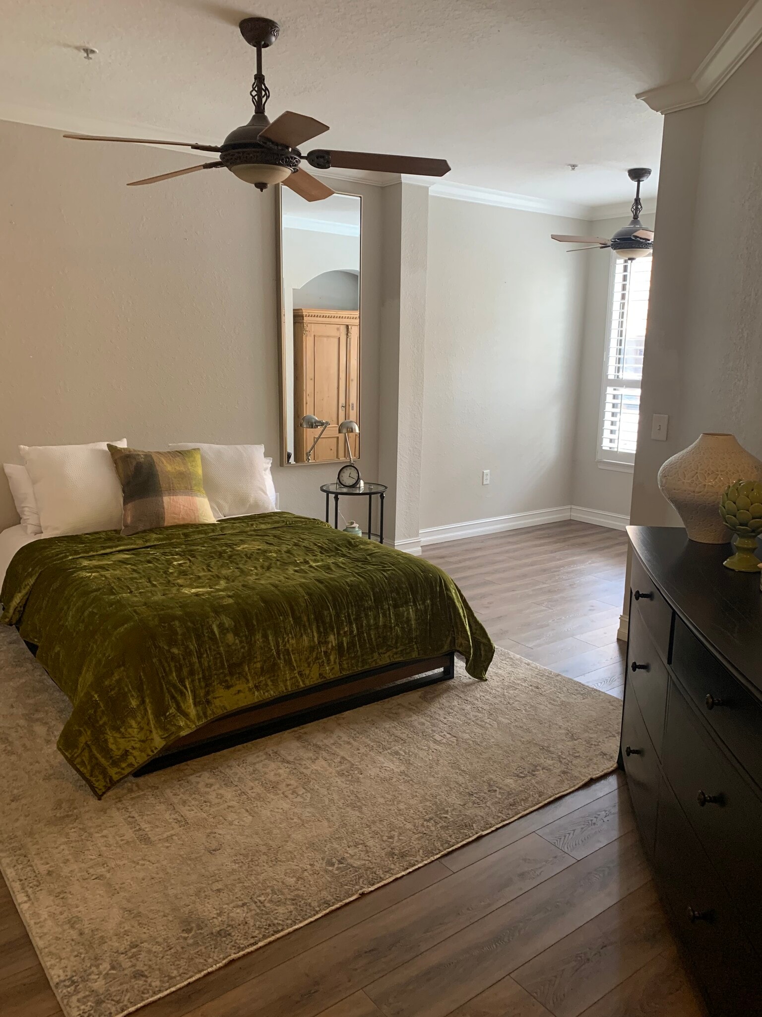 Master Bedroom - 2765 Via Cipriani St