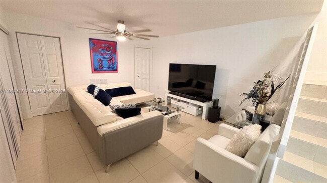 Building Photo - 206 Charter Way