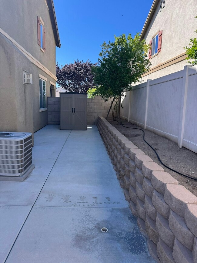 Building Photo - 36046 Agape Ln