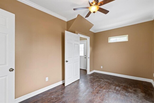 Building Photo - 4306 Wilmer St