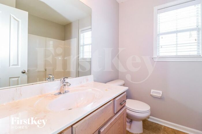 Building Photo - 8570 Griffin Park Dr