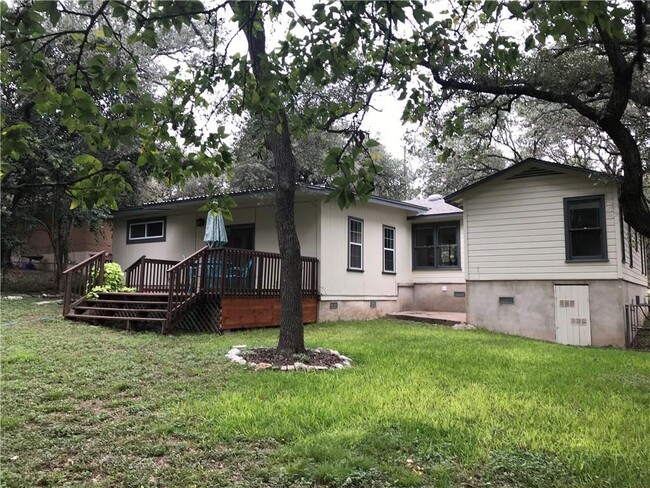 Building Photo - 1603 Lightsey Rd