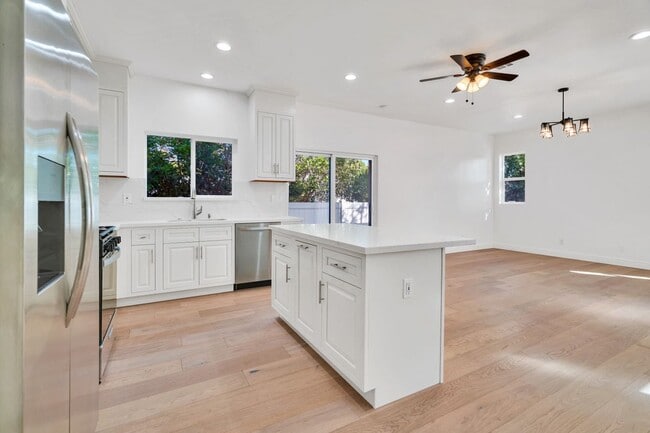 Building Photo - 11338 Barman Ave