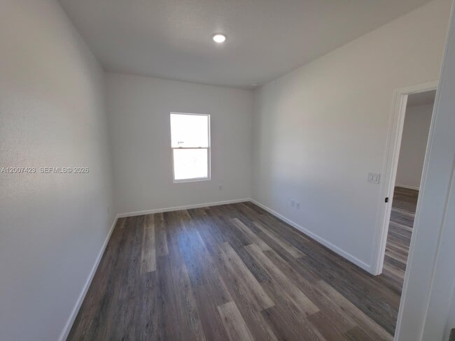 Building Photo - 14659 SW 22nd Pl