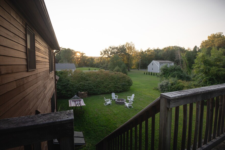 Building Photo - 65 Whately Rd