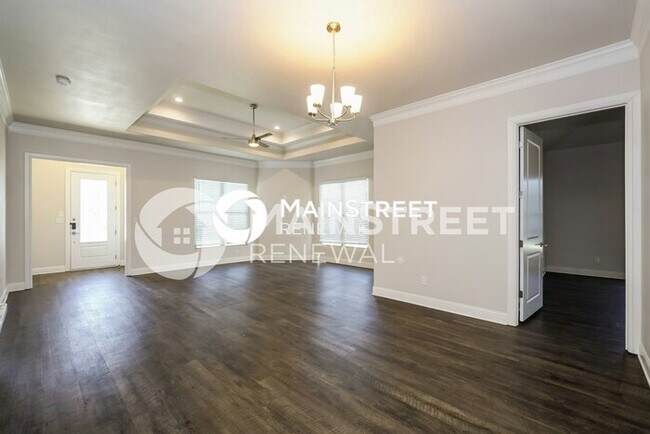 Building Photo - 2 Bedroom Pet-Friendly Home in Fort Worth, TX with Main Street Renewal