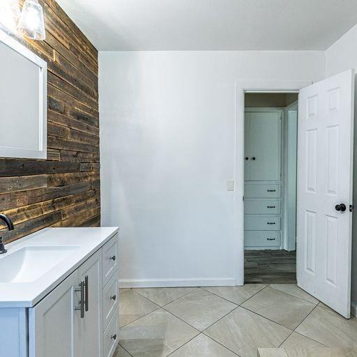 Building Photo - 2110 65th St