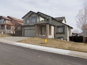 Building Photo - Beautiful Shadow Ridge 2-Story