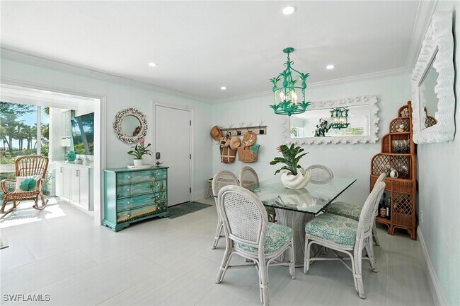 Building Photo - 2100 Gulf Shore Blvd N